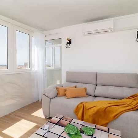 Espanatour Anna * 또레비에하